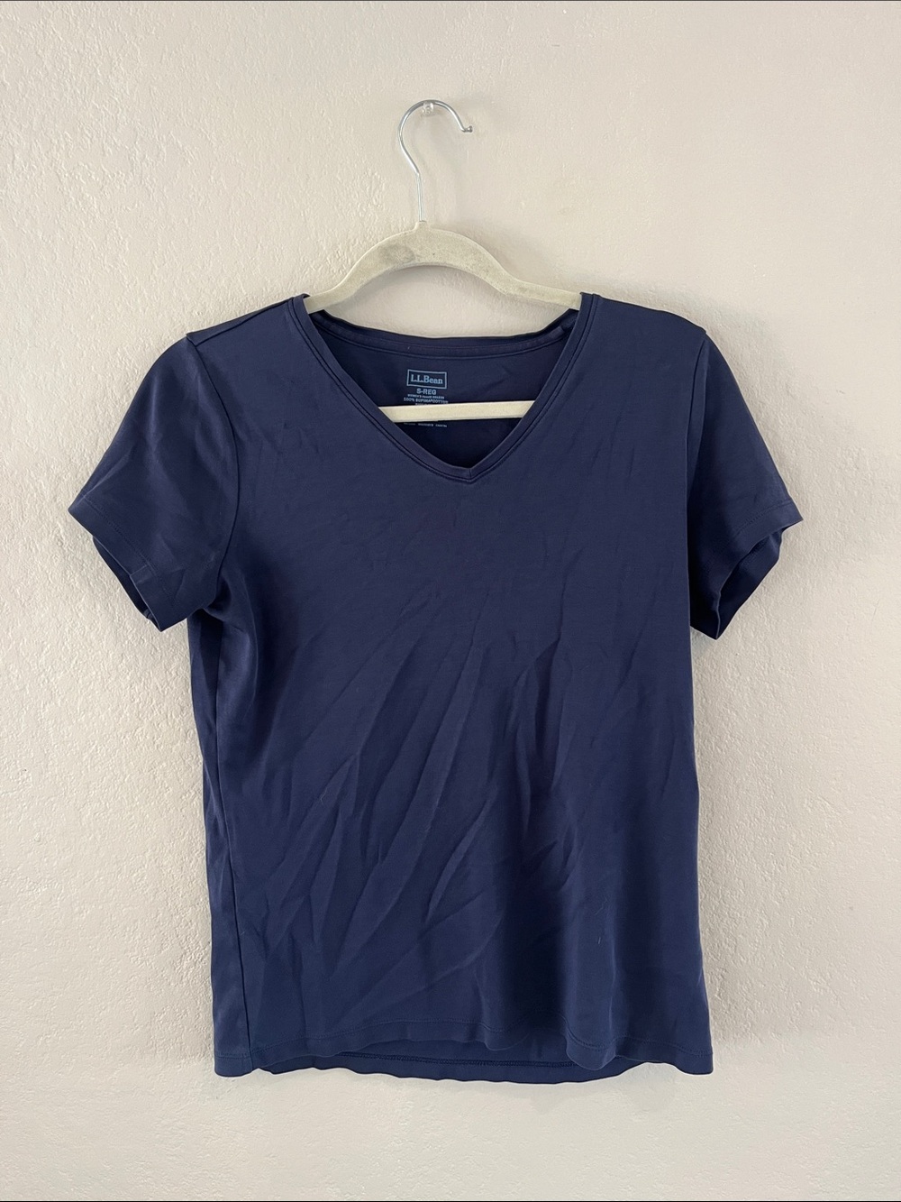 L.L. Bean Women's Navy V-Neck Short Sleeve Tee